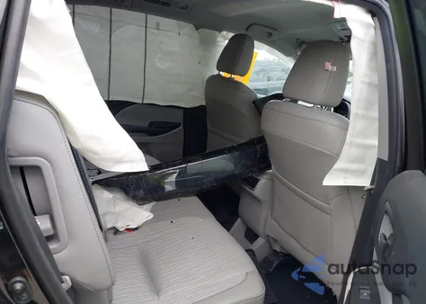 2015 Toyota Highlander Le Plus V6 из США, поврежденный, VIN 5TDBKRFH1FS217387